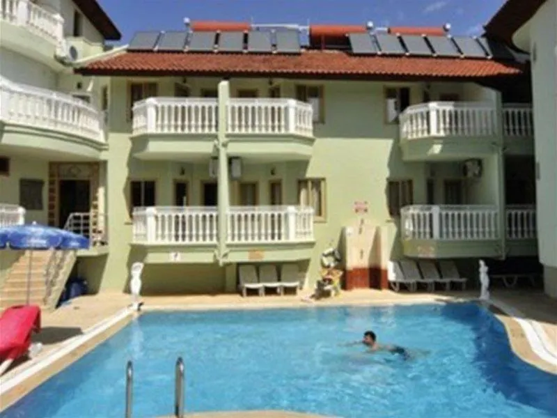 Toksoy Apartments 말마리스